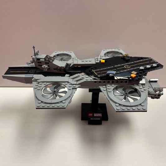 76295-U The Avengers Helicarrier