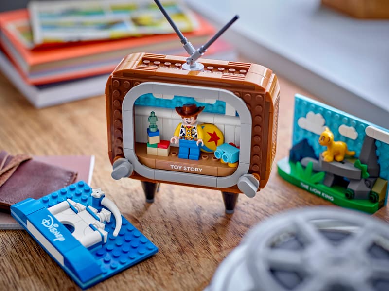 40774 Classic Animation Scenes