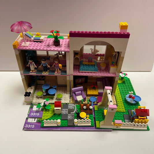 3315 Olivia's House (missing parts and replacement figs)