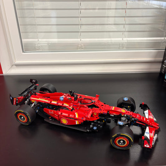 42207 Ferrari SF-24 F1 Car *Prebuilt Set*