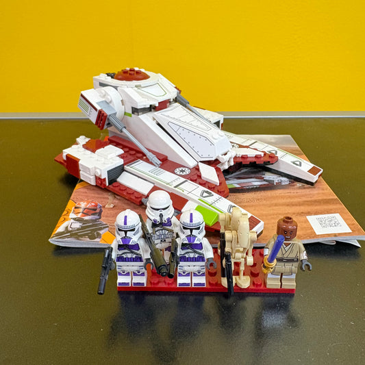 Republic Fighter Tank *Prebuilt*