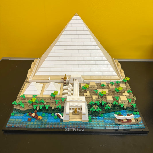 21058 LEGO Architecture The Great Pyramid of Giza *Prebuilt Set*