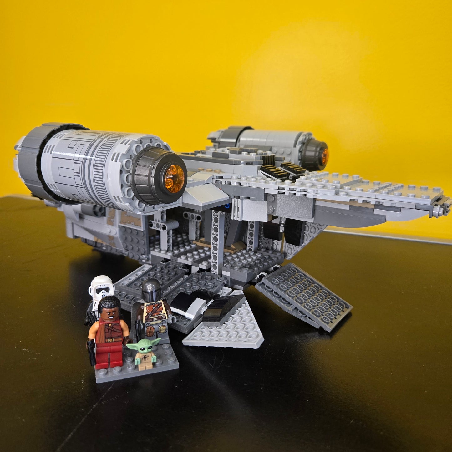 LEGO Set 75292 (Pre-Built) Star Wars Razor Crest *Sold As Is*